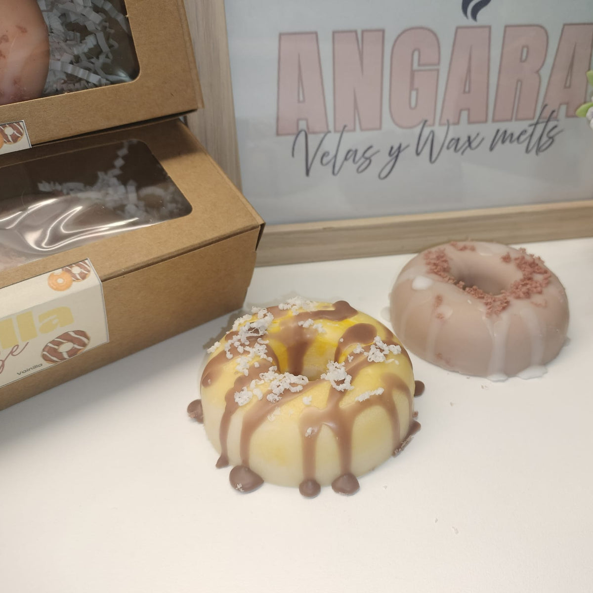 Donuts box